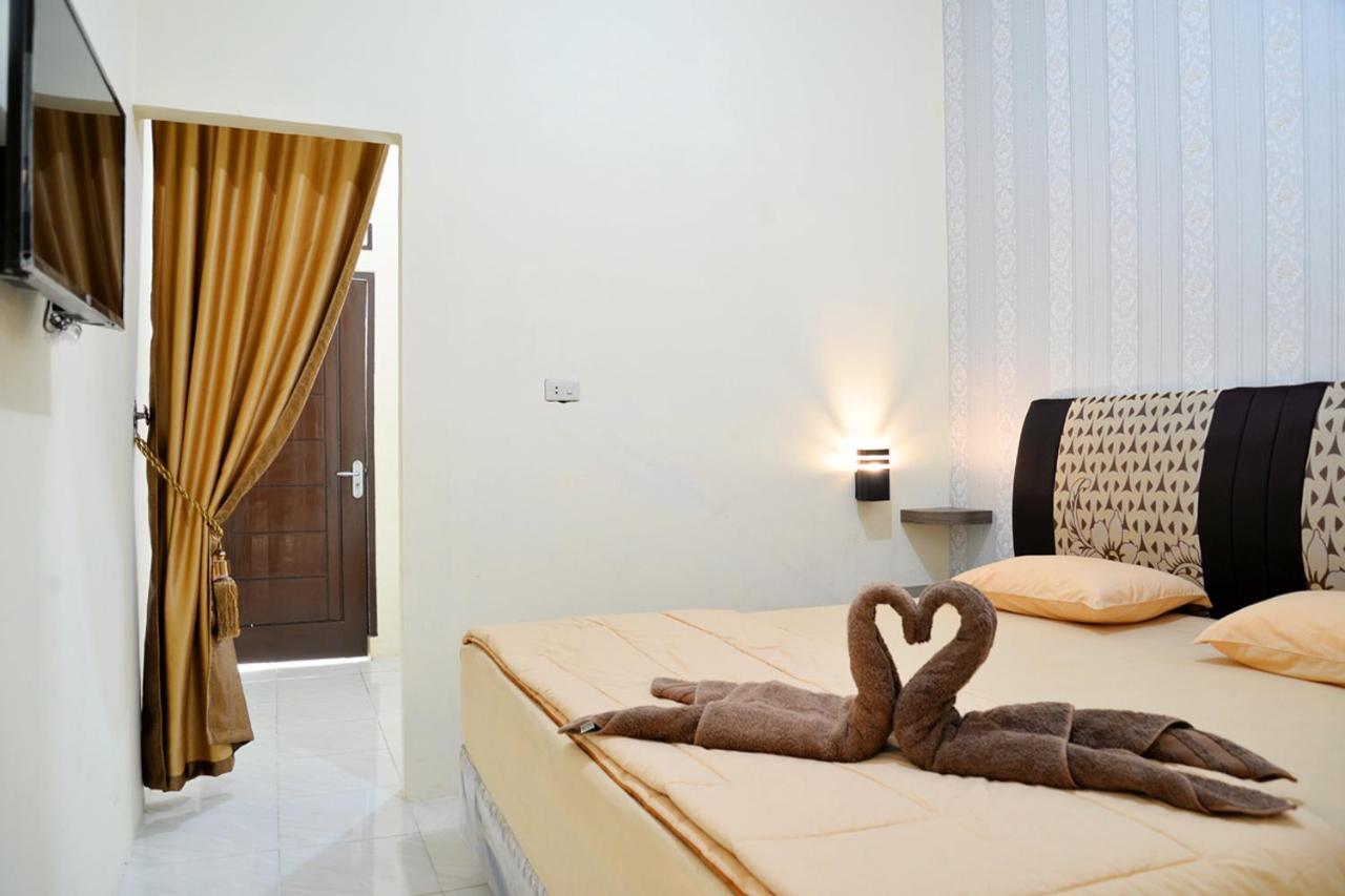 Haura Syariah Home Stay Bandar Lampung Bagian luar foto